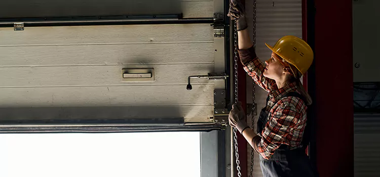 Addressing Common Garage Door Stoppage Issues in Round Rock, TX